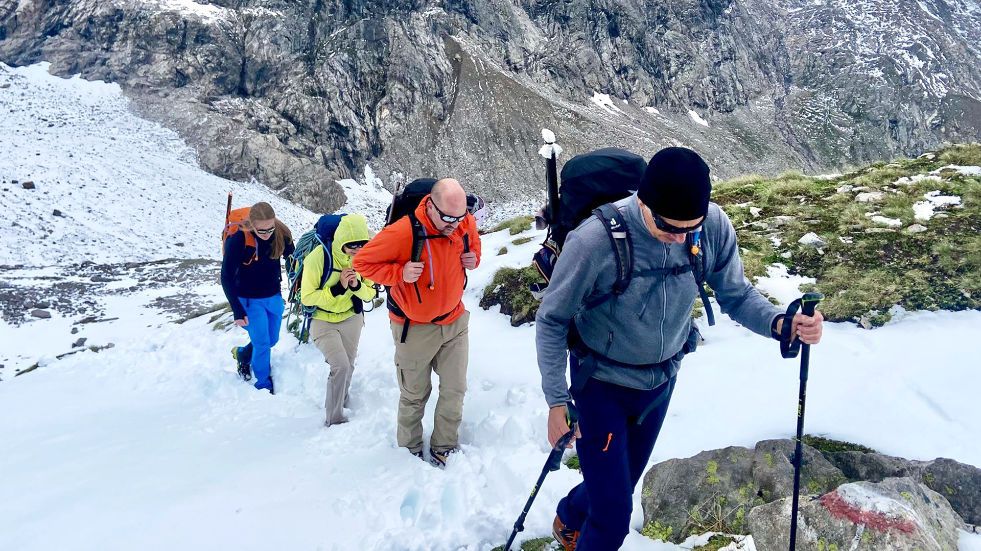 Auf Hochtouren laufen auf hochtouren laufen