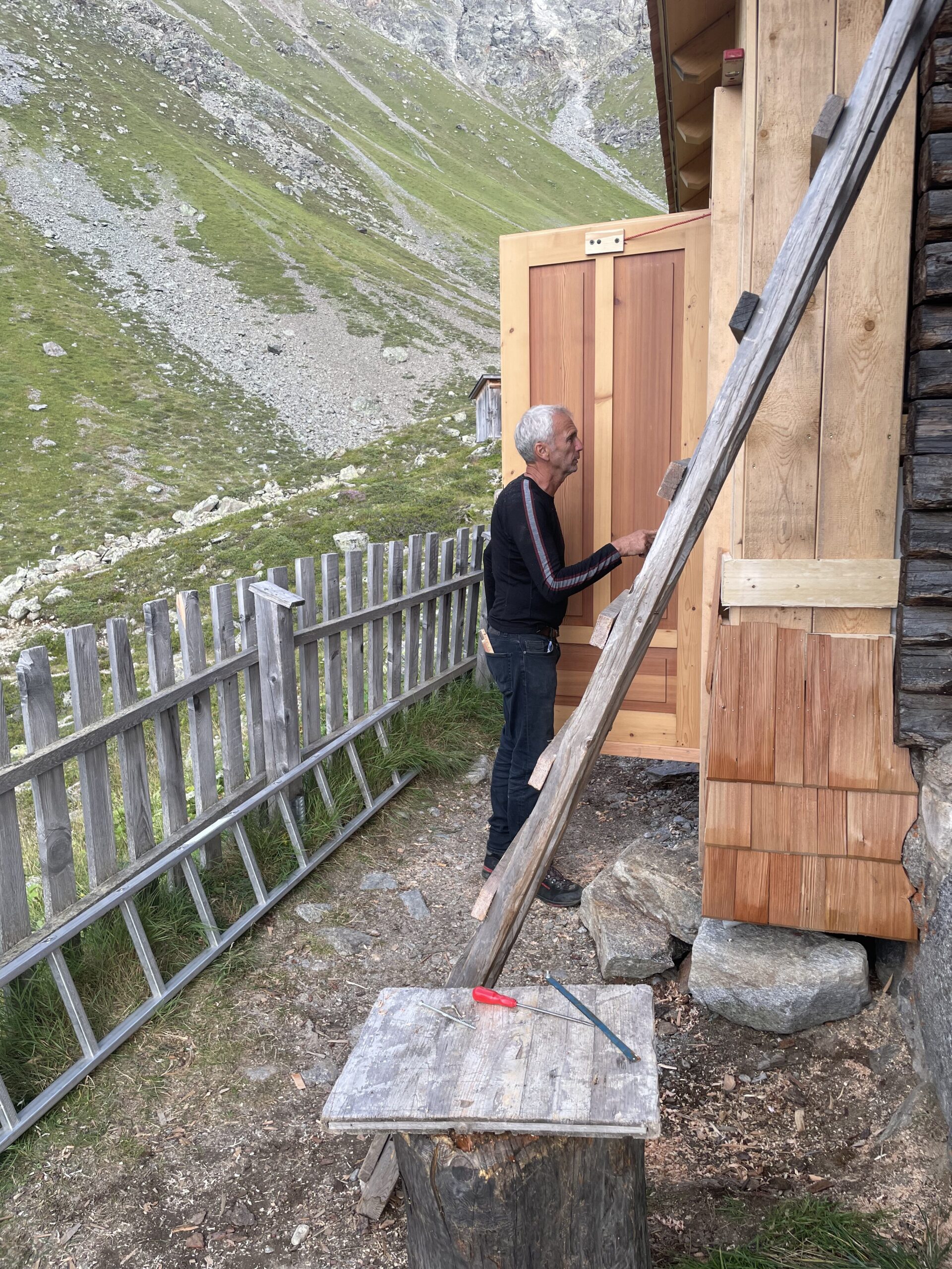 1 josef bereitet die nächsten arbeiten vor