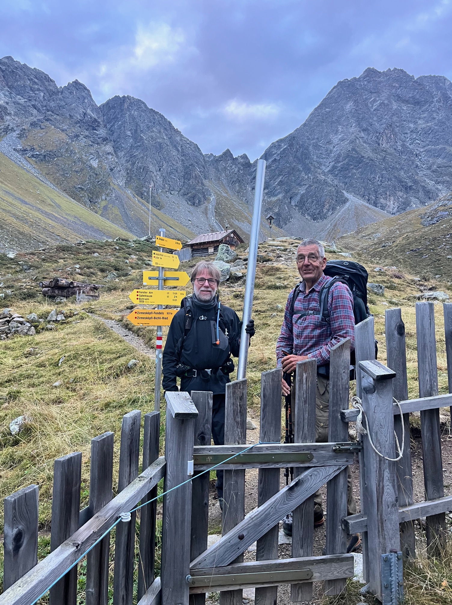 2 aufbruch zur erneuerung des wegweiser stange