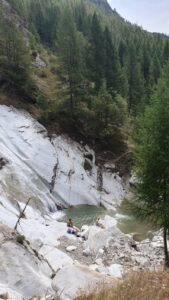 whatsapp image 2025 10 12 at 20.16.00 27f412be