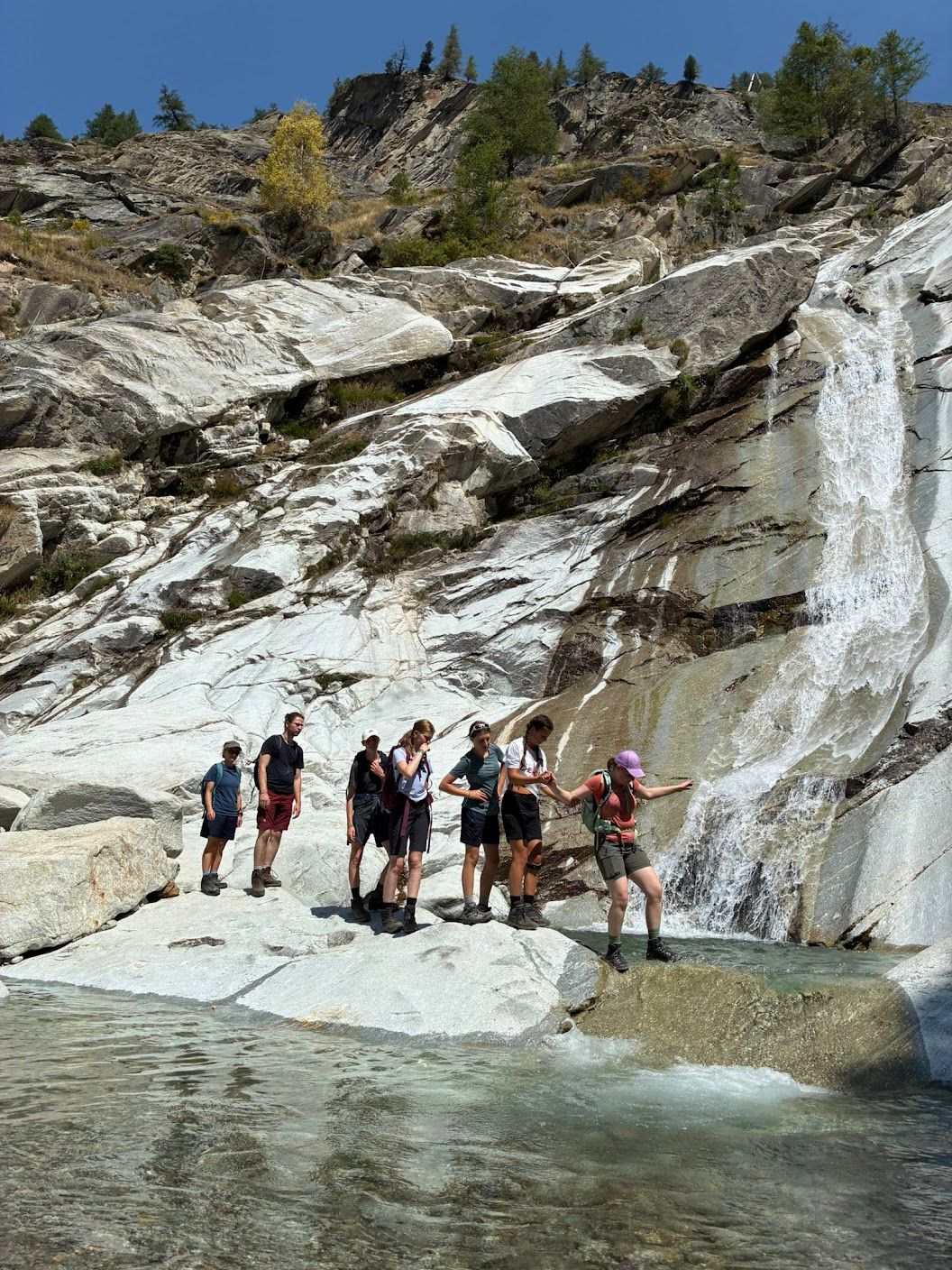 whatsapp image 2025 10 12 at 20.16.22 dd44c868