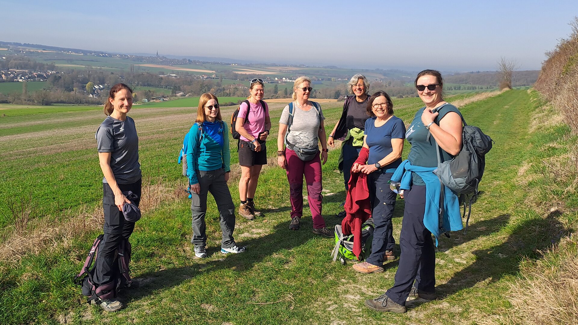 00 frauens on tour titel